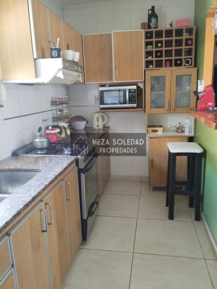 VENTA CASA Y MONOAMBIENTE 