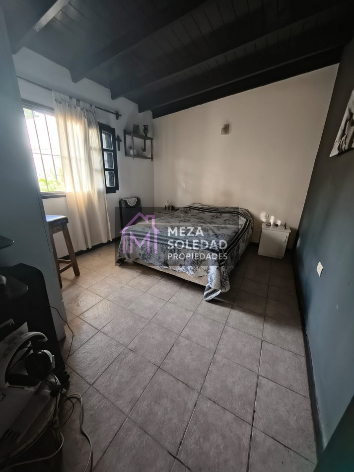 CASA CON DEPARTAMENTO 